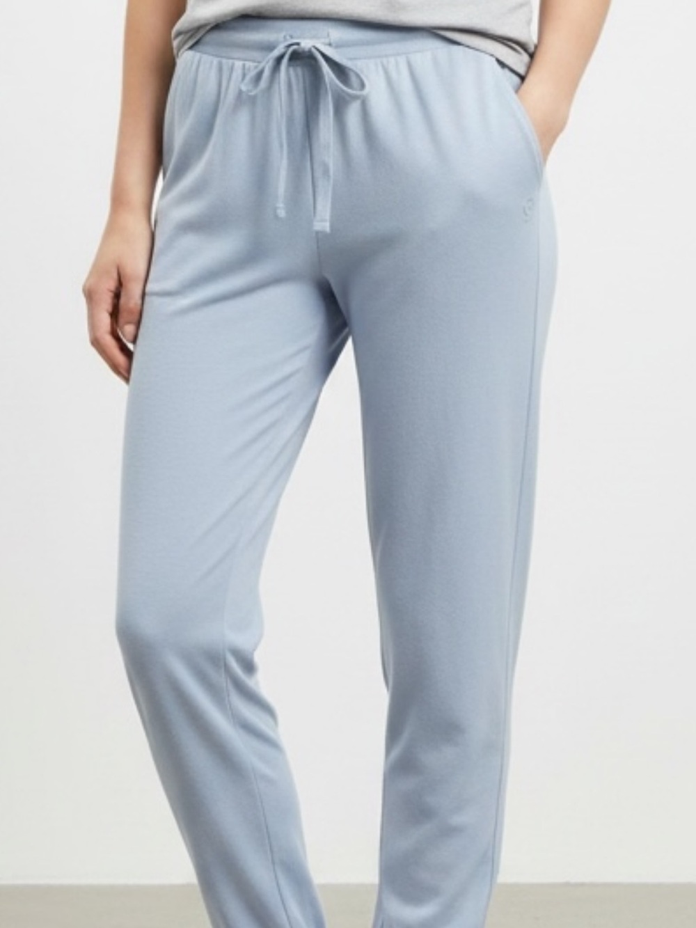 Cozy Earth New with tags! And Bag! Women’s Light Blue Drawstring Jogger Pants.